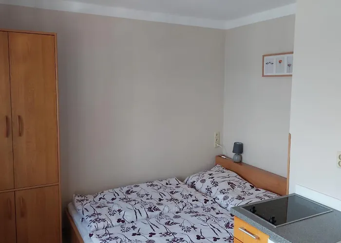 A Marika Černý Důl